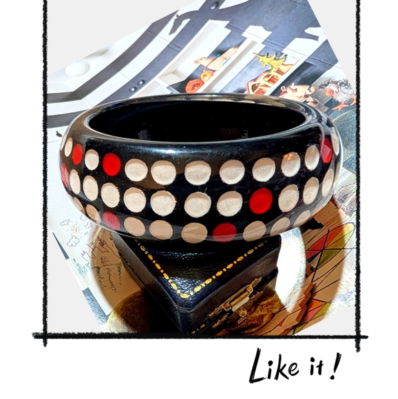 Vintage Heavy Chunky Lucite Mod 60s Polkadot Bangle Bracelet - Picture 2 of 5